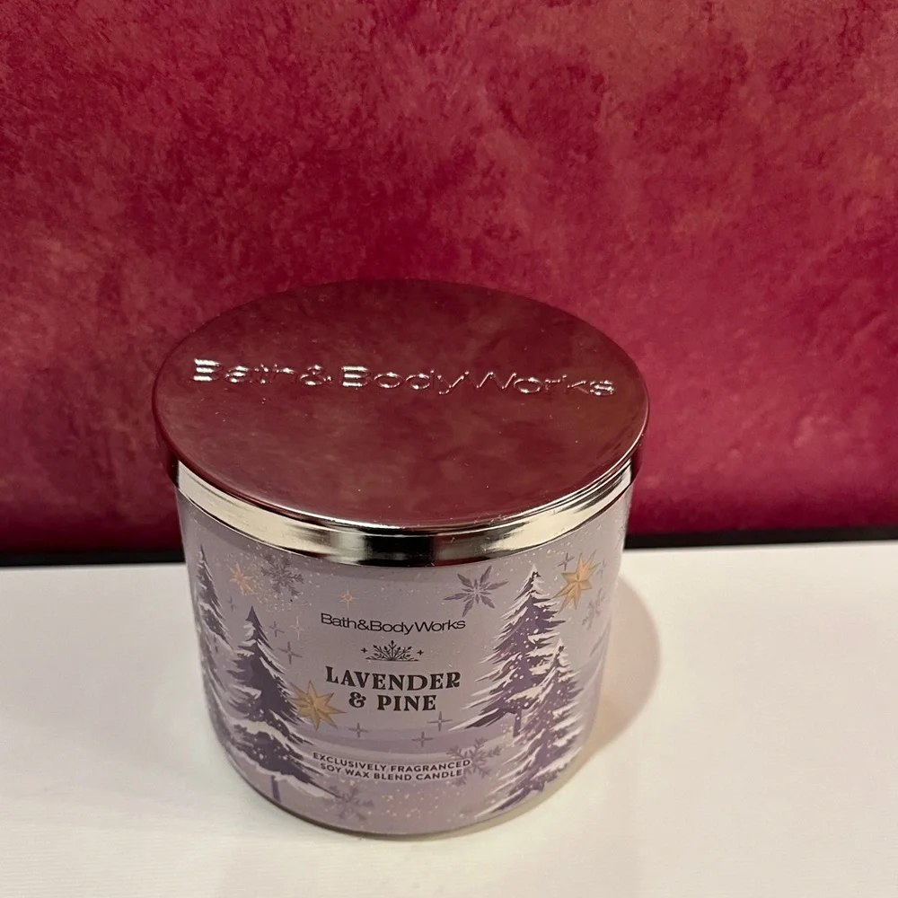 Bath & Body Works Lavender & Pine Candle - Lavender and Silver - Picture 2 of 3